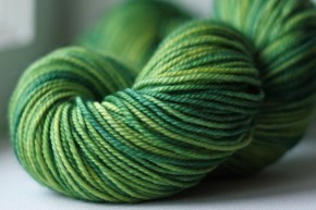DK (Double-Knitting) Weight Yarn